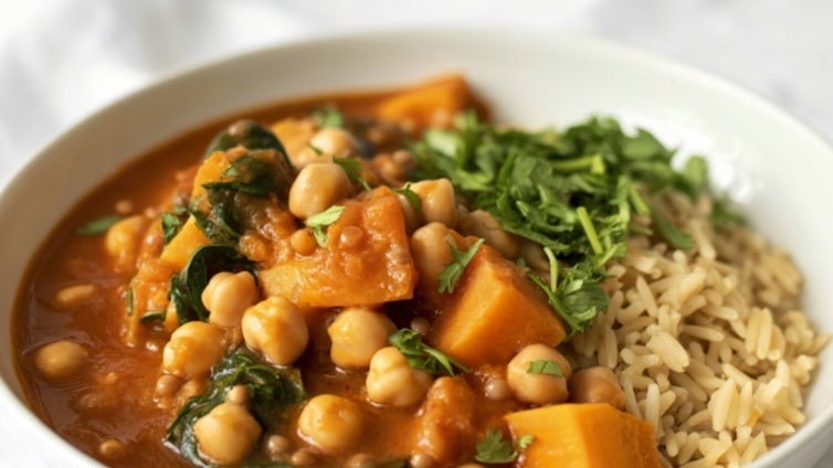 Sopa de boniato y garbanzos Ras el Hanout con vasito de arroz basmati Brillante