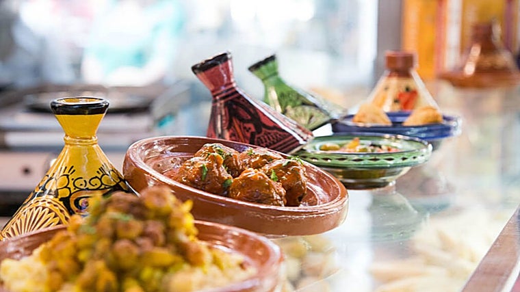 Puesto de Bocaito Andalusí Halal en el Mercado Victoria (Córdoba)