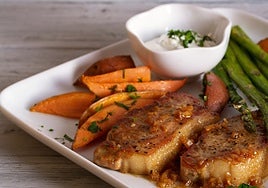 Lomo con salsa de cebolla y boniato