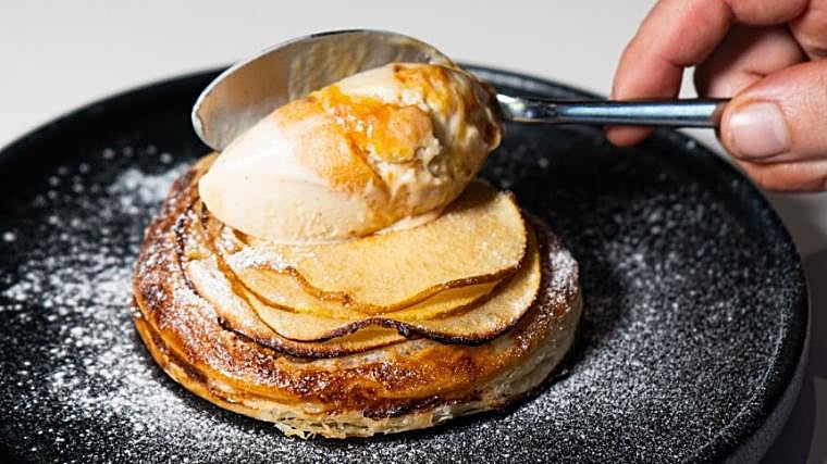 O cardápio de sobremesas do El Envero oferece uma seleção de opções mais ou menos doces para todos os gostos.