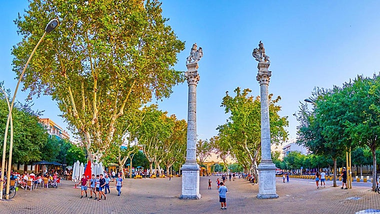 Alameda de Hércules Square