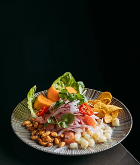 Imagem Secundária 2 – Pratos do restaurante peruano La Pachamama