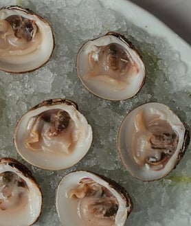 Imagem Secundária 2. Pratos do Menu El Puerto.