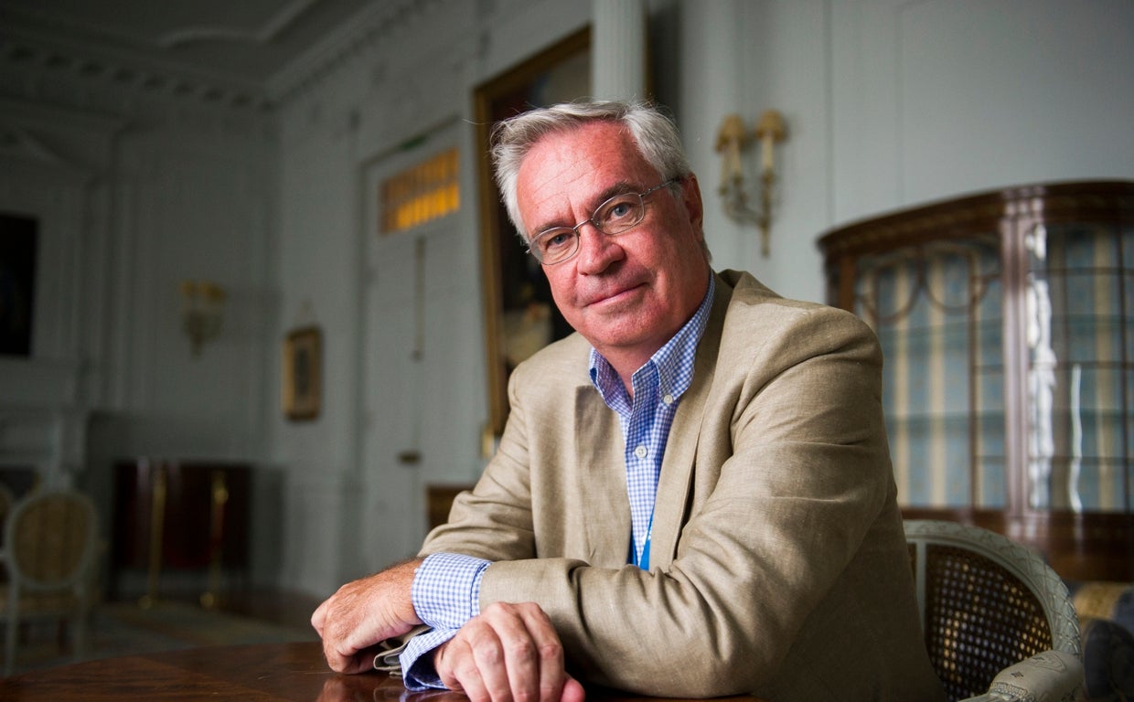 Fotografía de archivo del historiador Charles Powell.