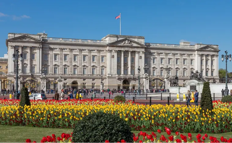 Ratas, intrusos y pasadizos secretos: los horrores de Buckingham por los que el Rey no quiere vivir allí