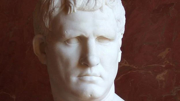 Busto de Marco Vipsanio Agripa en el Museo del Louvre, en París.