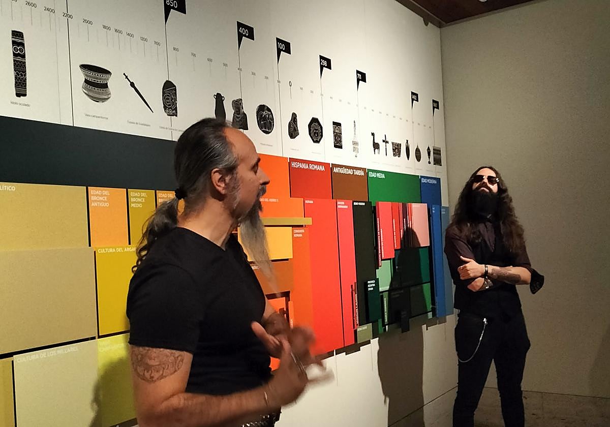 Los historiadores Daniel Gómez Aragonés y Gonzalo Rodríguez García