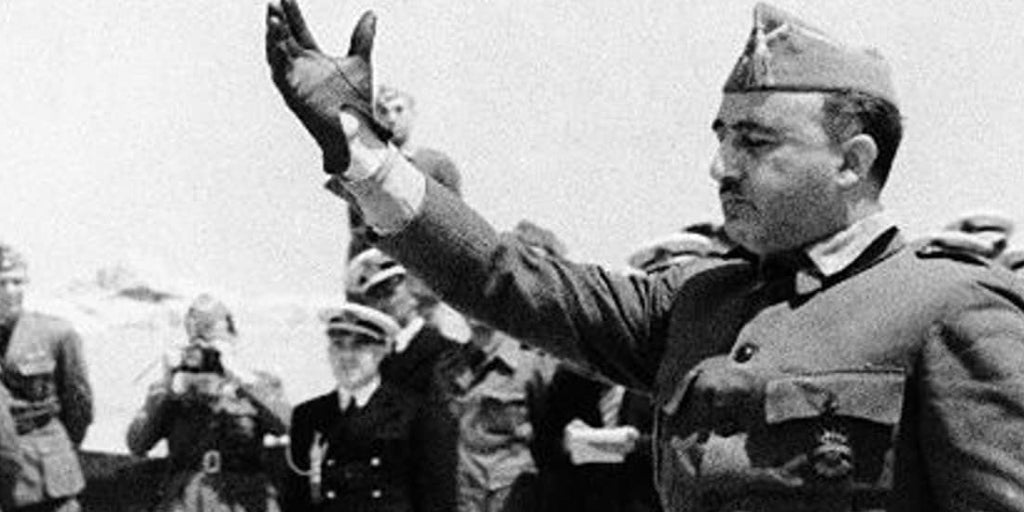 Francisco Franco ile Cumhuriyet'e sadık kardeşi arasındaki nefret mektupları: “Onu öldürmeliyiz!”