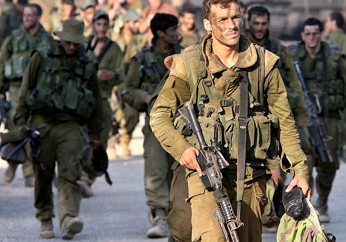 Soldados israelíes regresan a su hogar tras la guerra contra Hizbolá en el Líbano, 2006