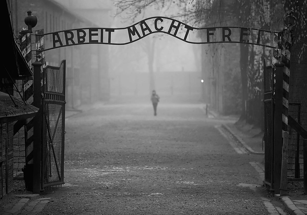 La entrada al campo de concentración