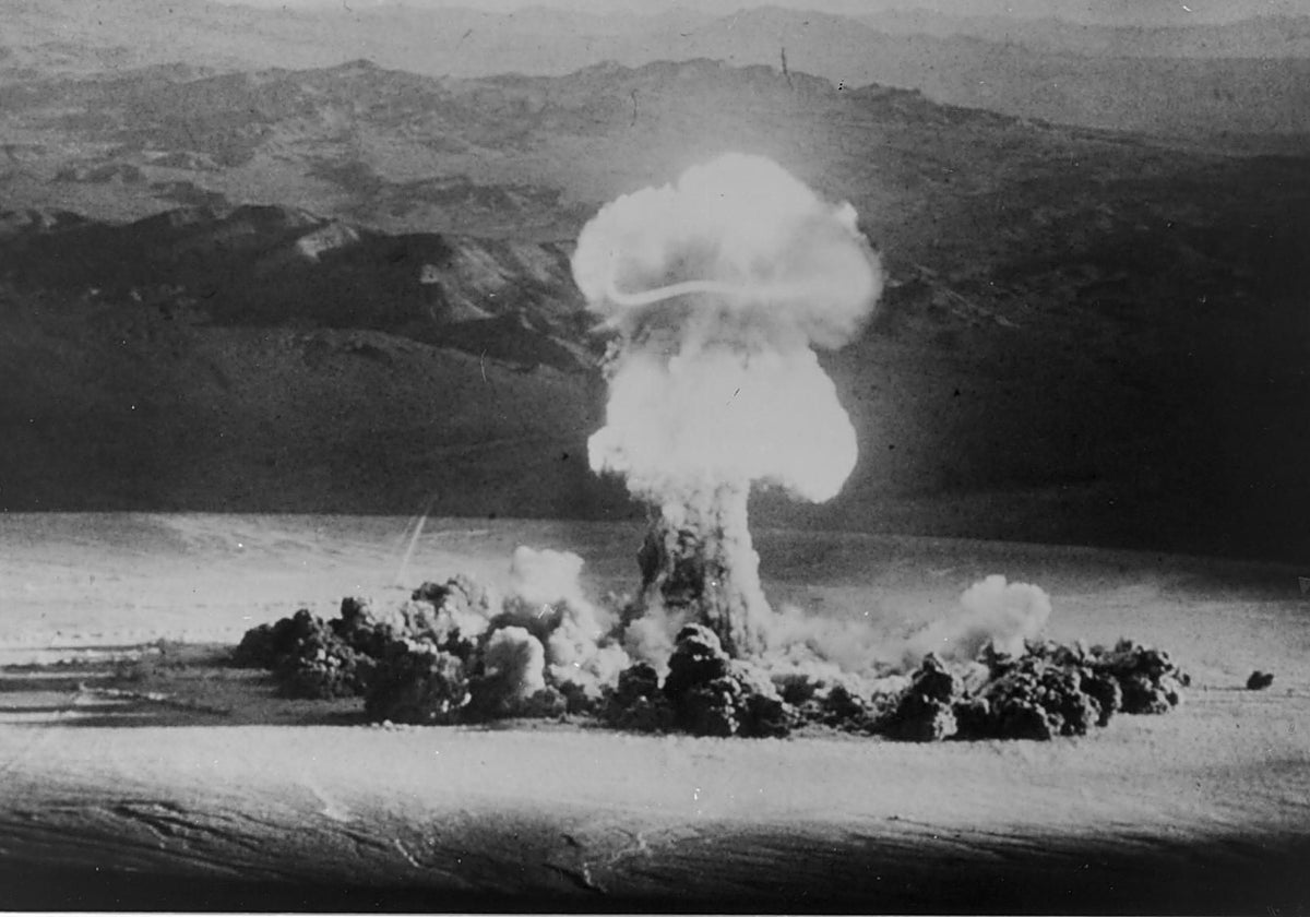 Explosión de una bomba atómica, similar a la de Hiroshima