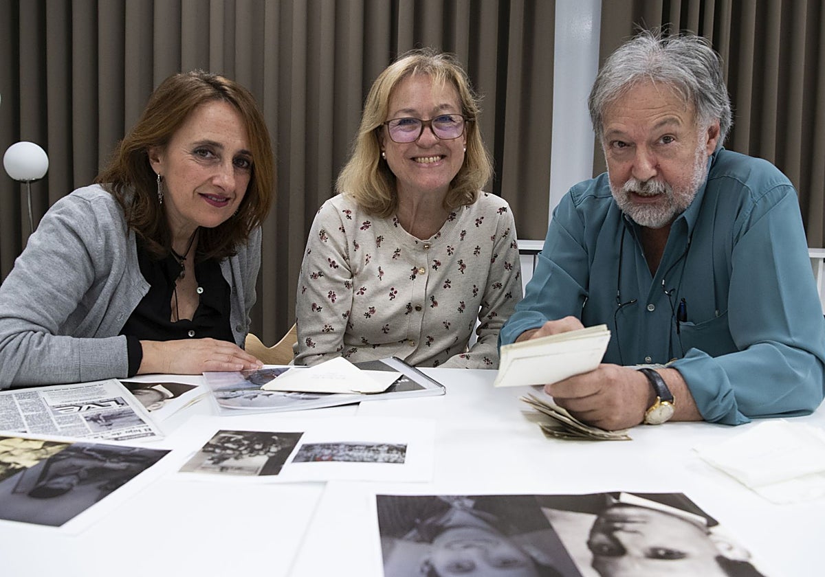 Ana Cepeda, María Jesús González y Luis Montejano