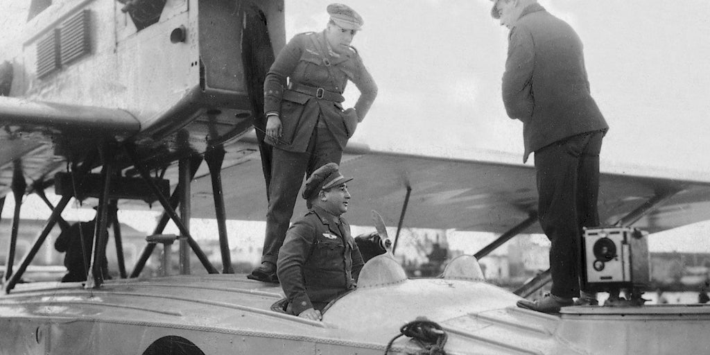 Los olvidados héroes de la aviación que recuperaron la gloria del Imperio español