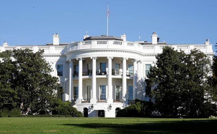 Dos muertos y dos heridos graves por el impacto de varios rayos en la Casa Blanca