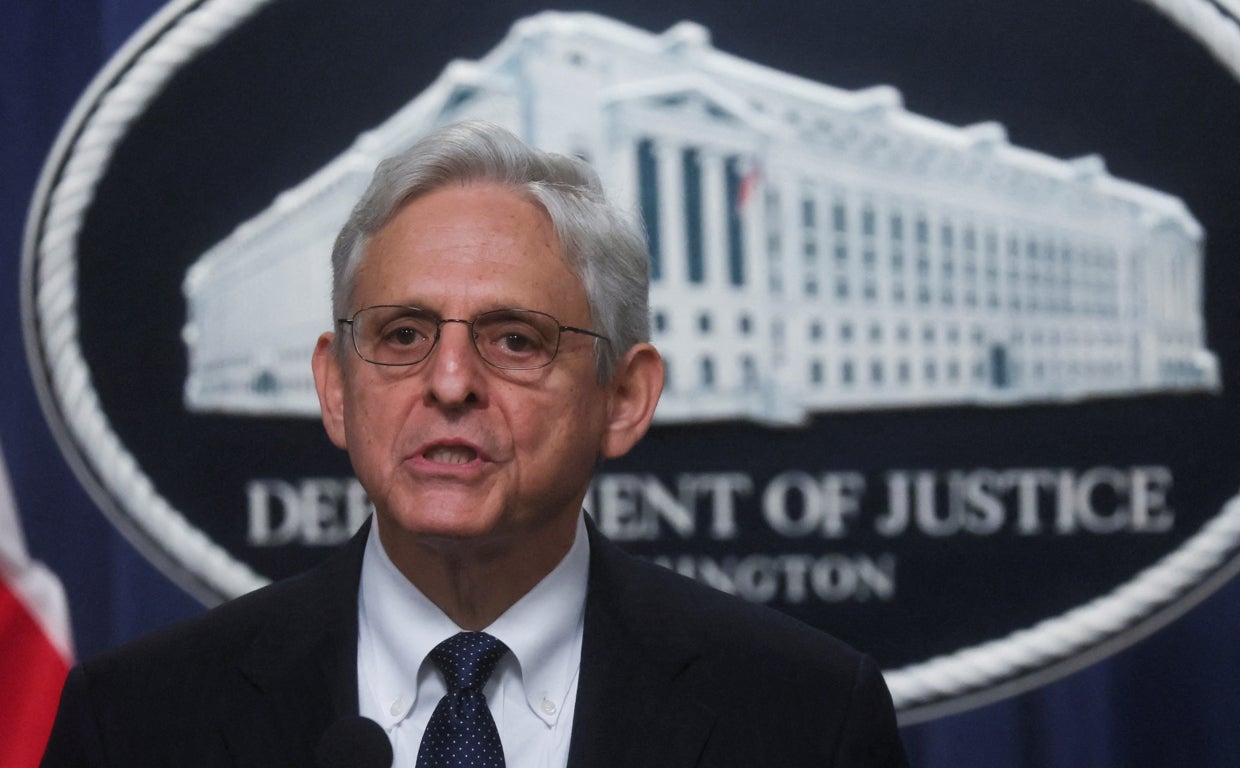Merrick Garland ofrece explicaciones sobre el registro del domicilio de Donald Trump`.