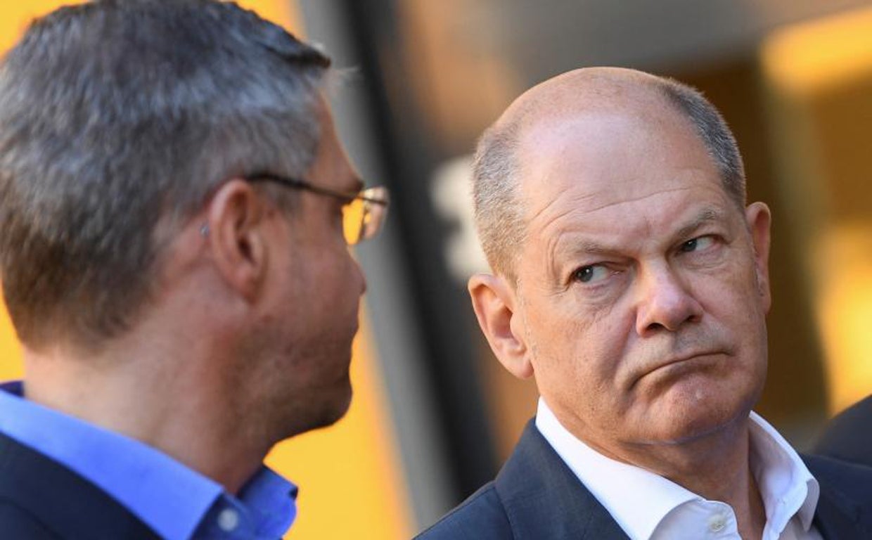 El canciller alemán, Olaf Scholz, durante una gira en Postdam, Alemania