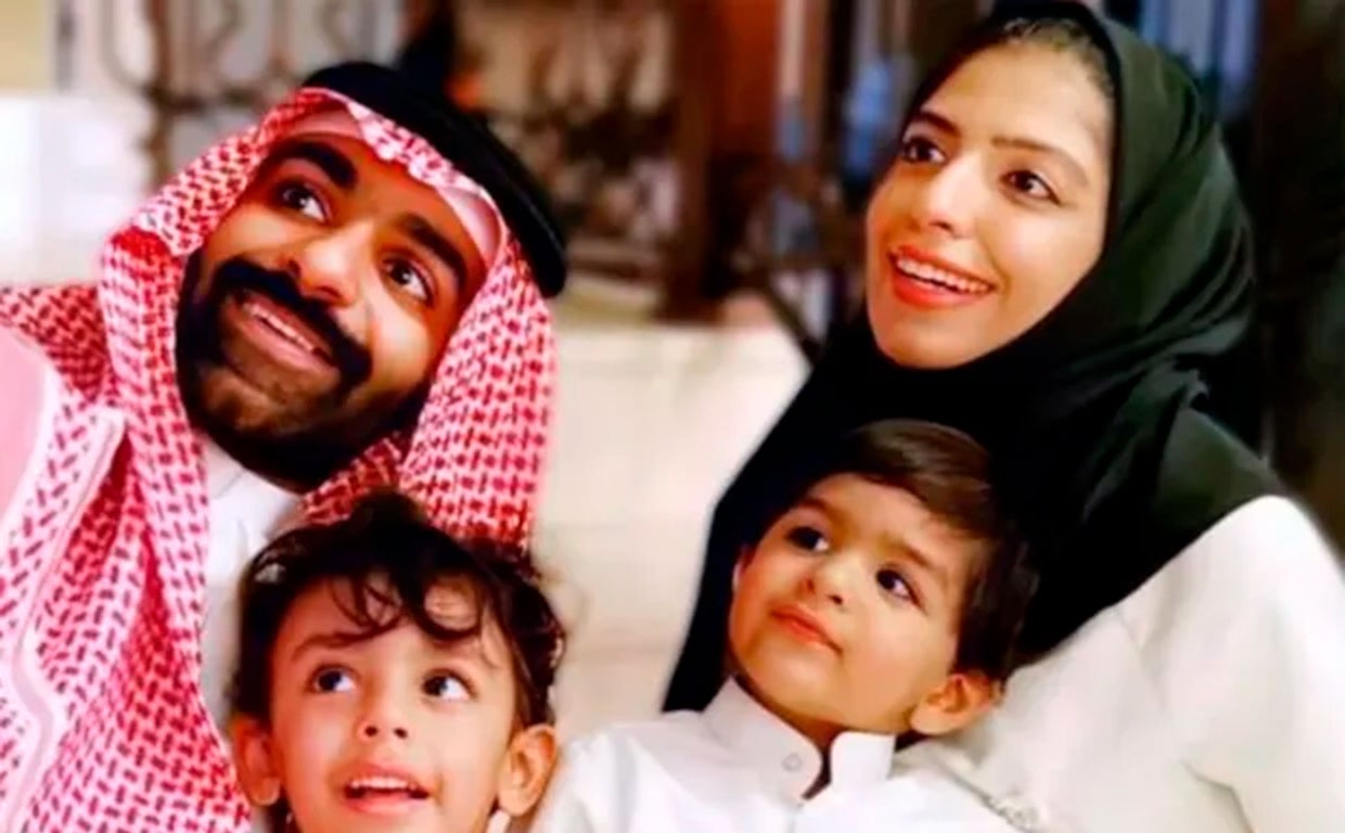 Arabia Saudí condena a una mujer a 34 años de cárcel por compartir mensajes de activistas en Twitter