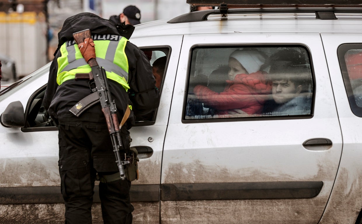 Refugiados llegando a Zaporiyia