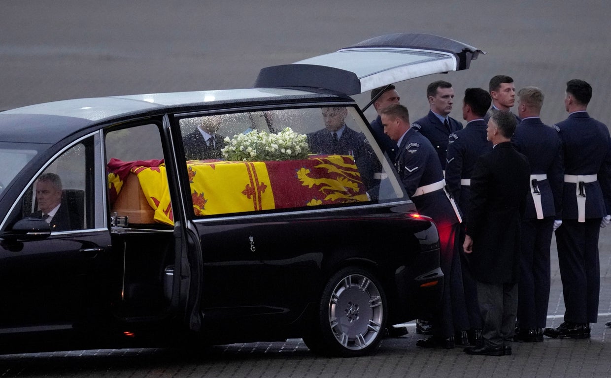 Los restos de la Reina llegan a Londres