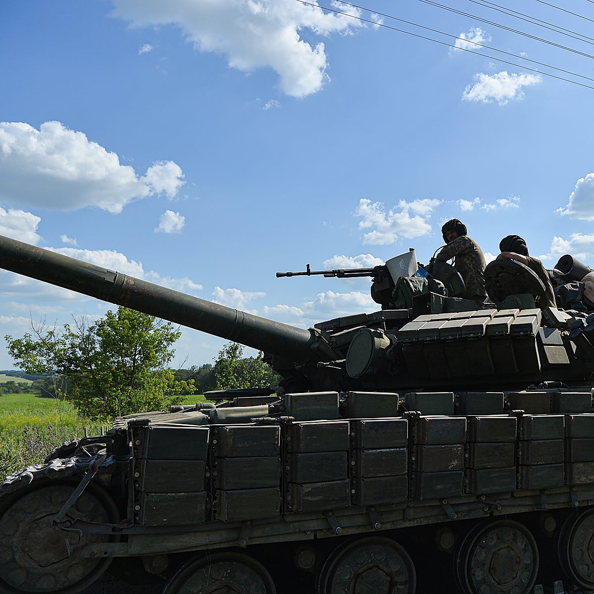 Ucrania acusa al grupo de mercenarios ruso Wagner de reclutar presos enfermos de VIH y hepatitis para llevarlos al frente