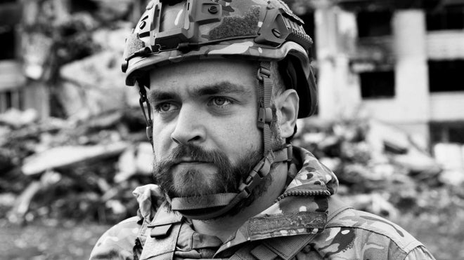 La familia de Hacker está en Kiev. Decidieron que los rusos nos les echarían de su casa