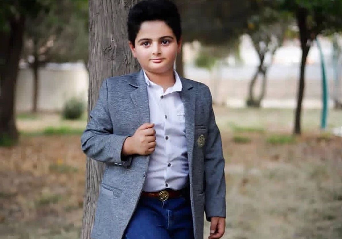 El pequeño Kian Pirfalak, asesinado por la fuerza iraní este jueves