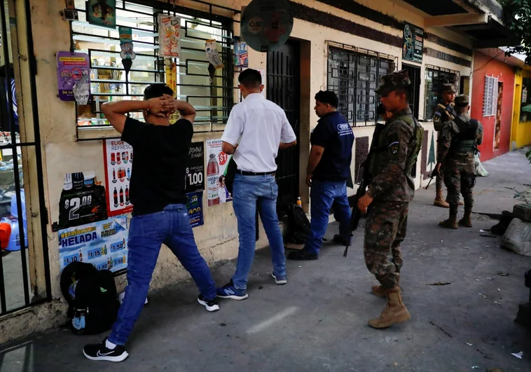 El «falso dilema» de Bukele en El Salvador: ¿paz o derechos humanos?