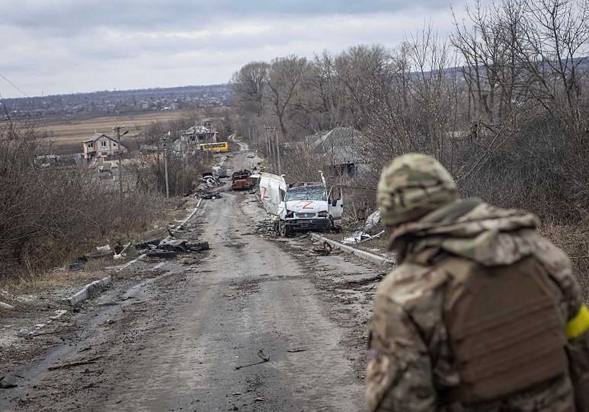 Un camino de la localidad de Torske, en la región de Donetsk