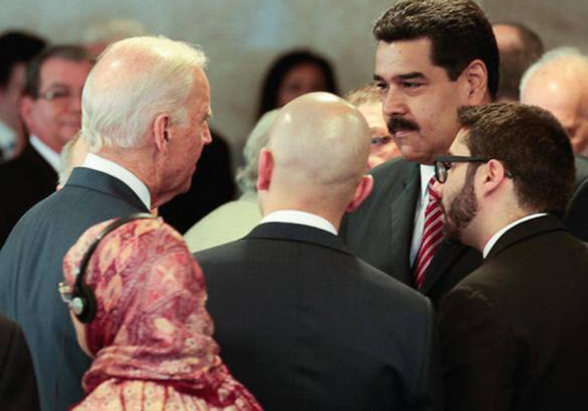 Biden y Maduro en la toma de posesión de Dilma Rousseff