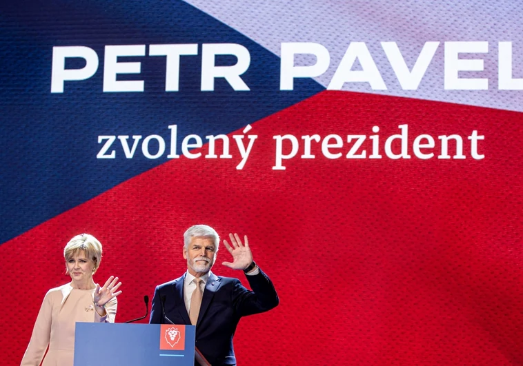 El exgeneral Pavel, afín a la causa ucraniana, gana la Presidencia checa