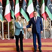 La primera ministra cierra un gran acuerdo de gas con Argelia y Libia