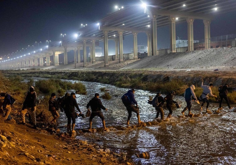 Biden revive la línea dura de Trump en la frontera con la mirada puesta en las elecciones de 2024