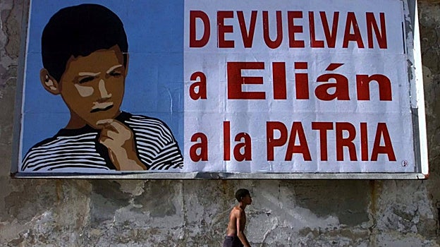 Cartel en La Habana pidiendo la 'devolución' de Elián