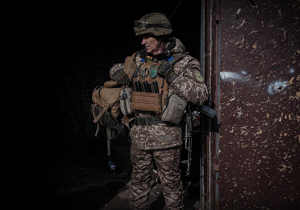 Un soldado participante en la guerra entre Rusia y Ucrania