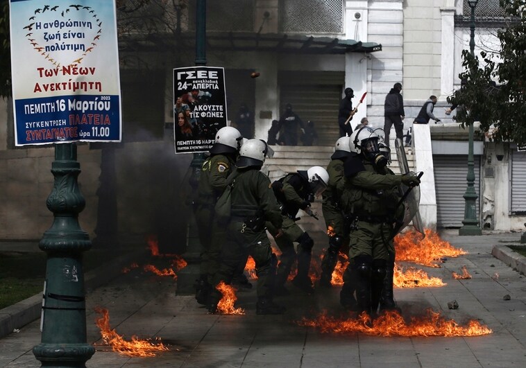 Huelga general en Grecia: «La ineptitud de nuestros políticos nos quita vida»
