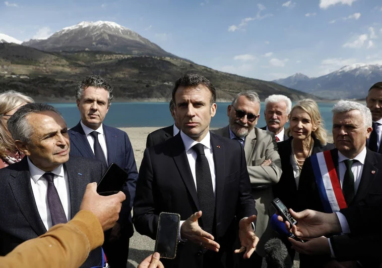 Macron presenta su plan de ahorro de agua y pasar página de la reforma de las pensiones