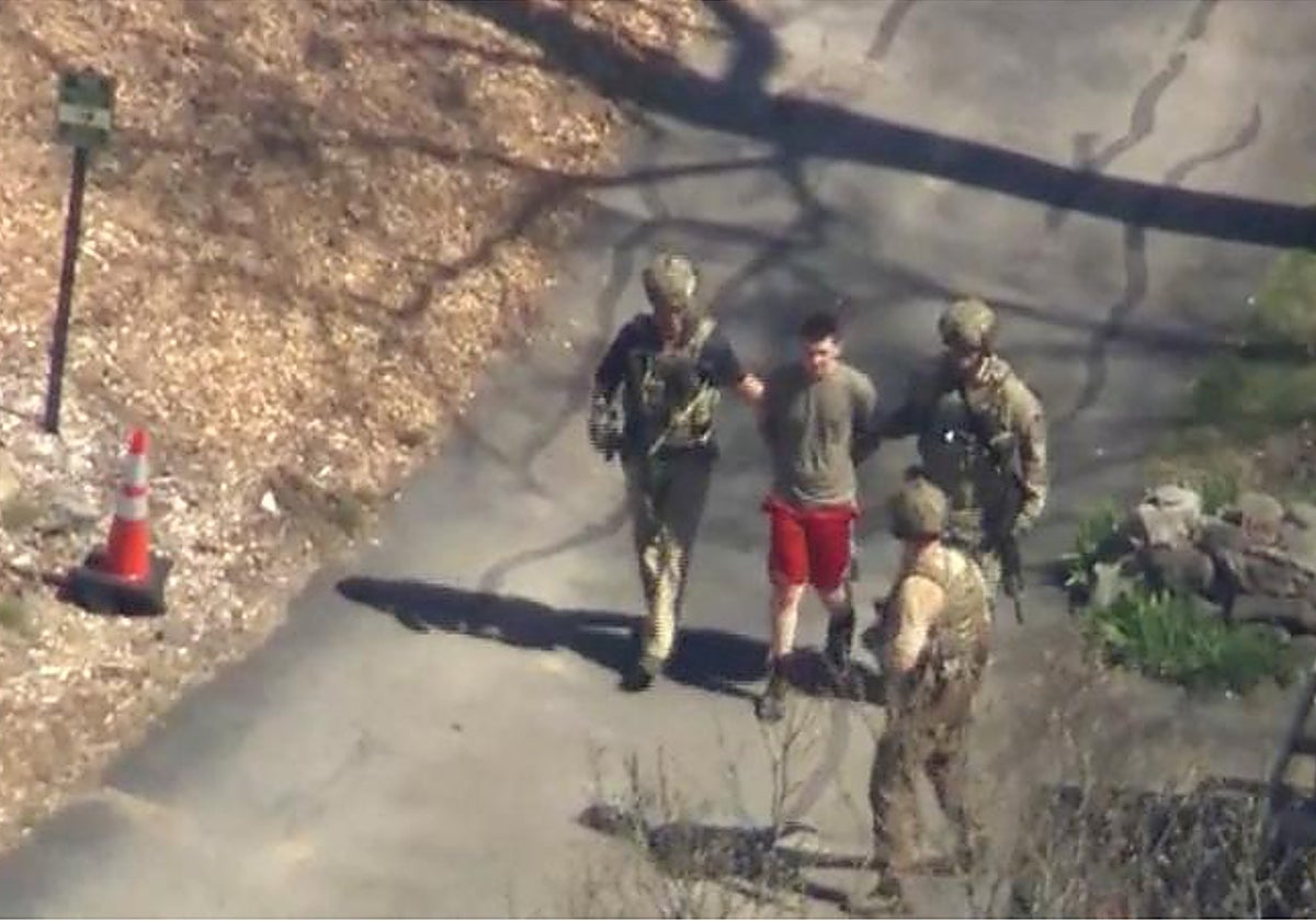 Momento de la detención del principal sospechoso de difundir los documentos clasificados del Pentágono