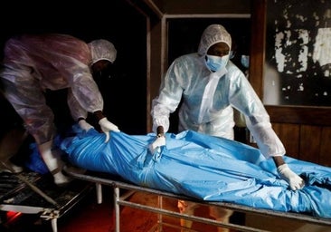 Aumentan a 110 los cadáveres hallados en terrenos usados por una secta cristiana en el norte de Kenia