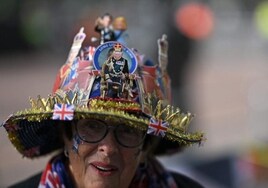 Euforia desmedida en Londres: nadie quiere perderse la coronación de  Carlos III