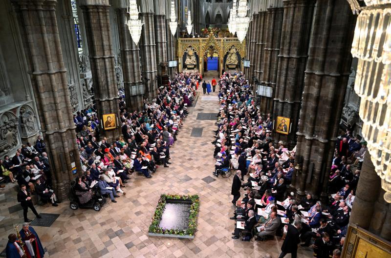 Una vista general del interior de la Abadía de Westminster antes de la coronación