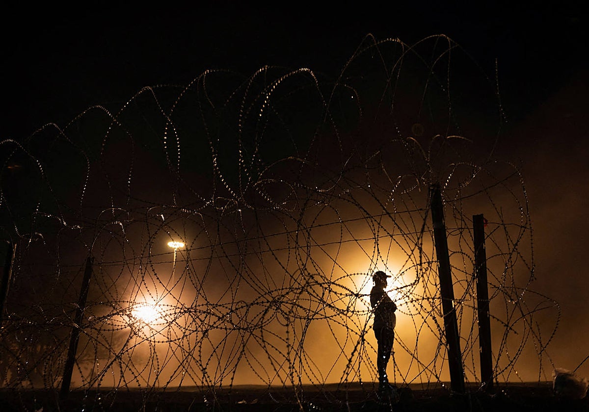 Avalancha de migrantes en la frontera de EE.UU. ante el inicio de las deportaciones inmediatas