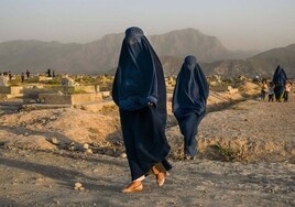 Las políticas de los talibanes contra las mujeres podrían ser crímenes de lesa humanidad