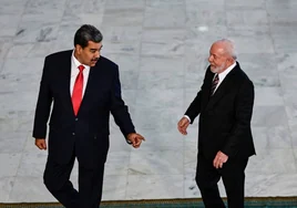 Lula recibe a Maduro en Brasilia con honores de Estado