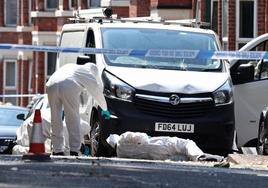 Dos estudiantes y el dueño una camioneta robada, fallecidos: todo lo que se sabe del ataque en Nottingham