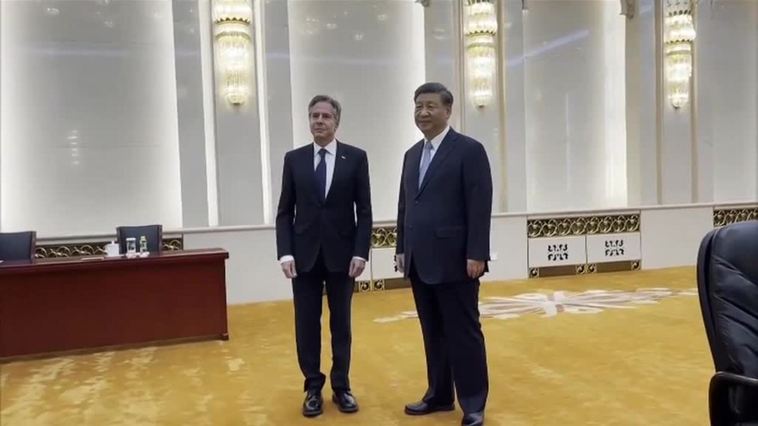 Breve encuentro entre Xi Jinping y Blinken