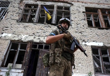 Ucrania anuncia nuevas conquistas de localidades ocupadas por los rusos en Zaporiyia pero admite dificultades en Donbass