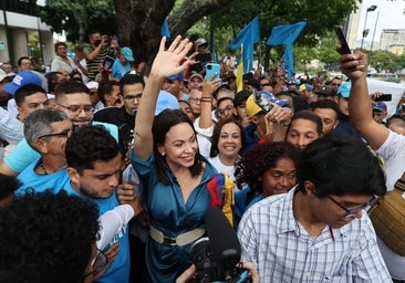 María Corina Machado se postula en las primarias de la oposición venezolana