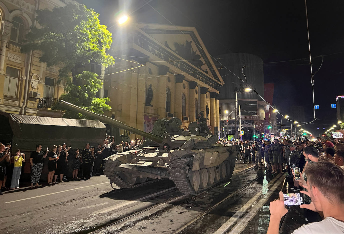 Los Wagner echan marcha atrás y renuncian a su rebelión a 200 kilómetros de Moscú