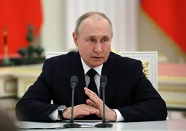 Putin sostiene que la población rusa no apoyó la rebelión de los Wagner en una pomposa ceremonia en el Kremlin