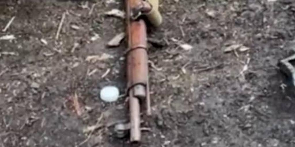 Los soldados ucranianos están preocupados por los “artefactos de museo” que se encuentran en las trincerhas rusas